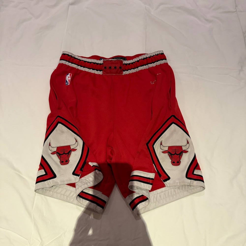 Nike‎ Chicago Bulls NBA Authentics Dri-FIT Basketball Shorts Mens Size 30 Red